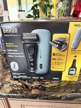 Braun Series 9 Sport+ Electric Shaver - Light Blue